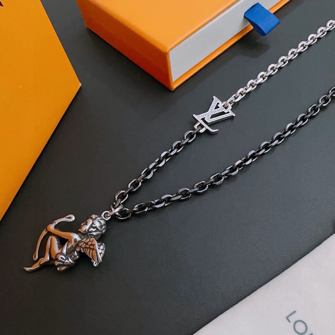 Louis Vuitton Necklaces